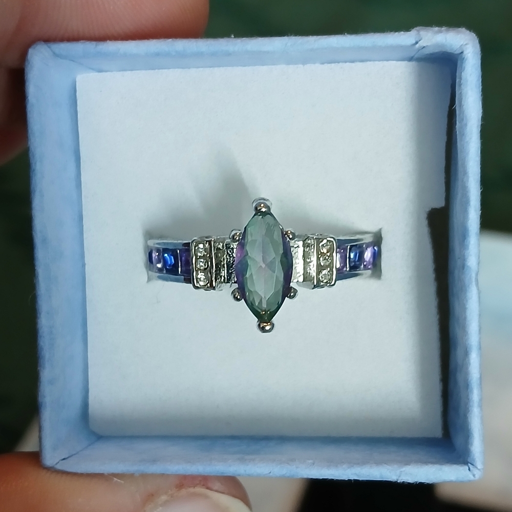 Elegant Silver and Blue Gemstone Ring